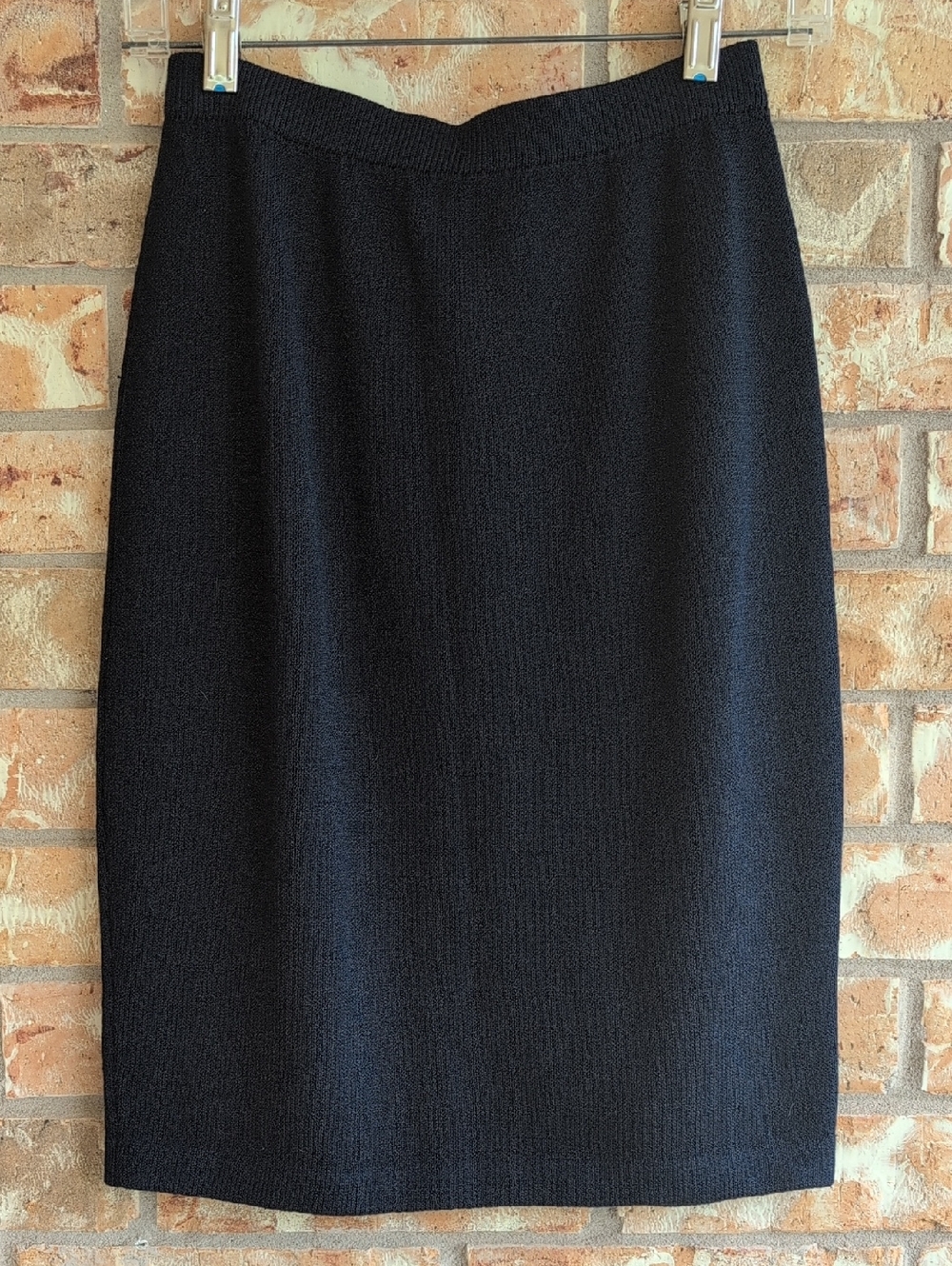 St. John Black Knit Pencil Skirt NAVY
